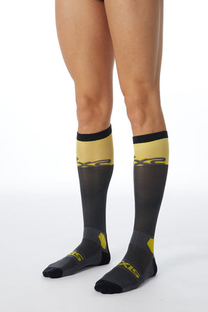 Lightweight knee-high protective socks