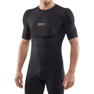 Short-sleeve technical shirt with removable protections