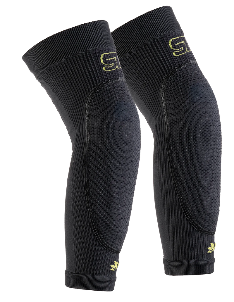 Technical knee guards with removable protections